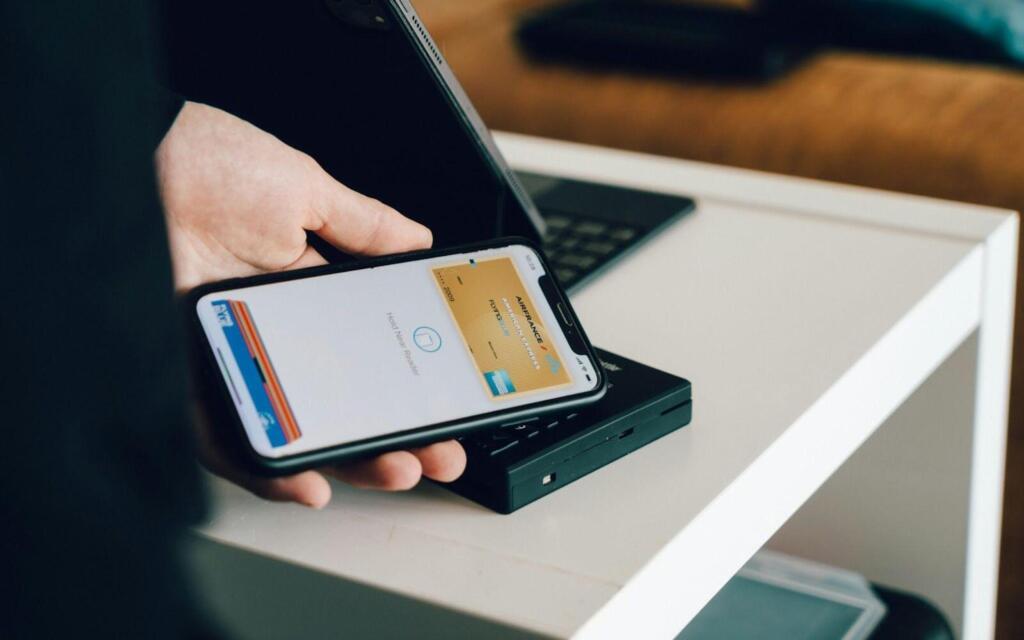 Miten kryptolompakot eroavat digitaalisista lompakoista?